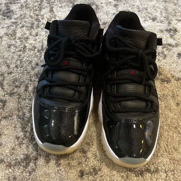 Air Jordan 11 Retro Low - Picture 4 of 7